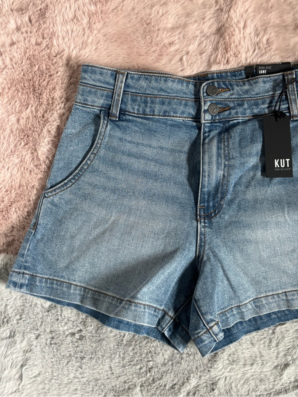 Kut from the kloth miracle high waisted denim shorts - Picture 2 of 5